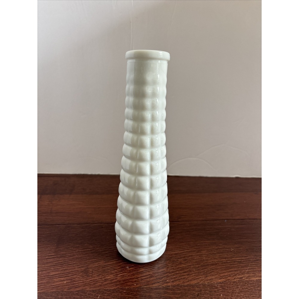 Vintage Small Milk Glass Waffle Pattern Vases 9" E. O. Brody M‎ 147 GUC